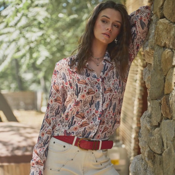 Western Print Chiffon Button Up Blouse - Picture 2 of 6